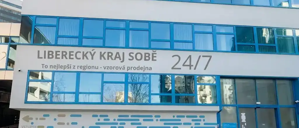Budova Vzorové prodejny Liberecký kraj sobě v režimu 24/7